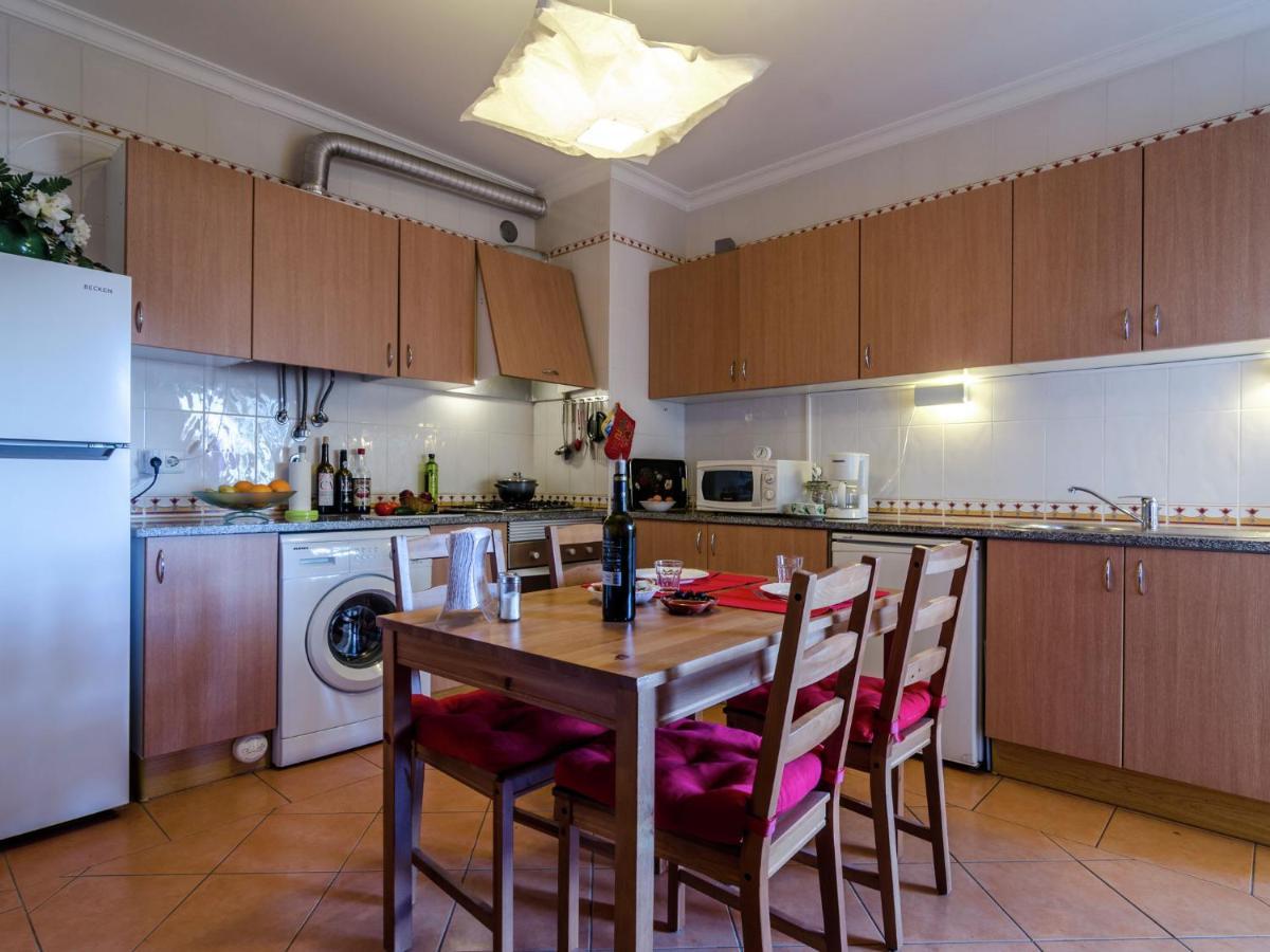 This Warm And Comfortable Apartment Lagos Quarto foto