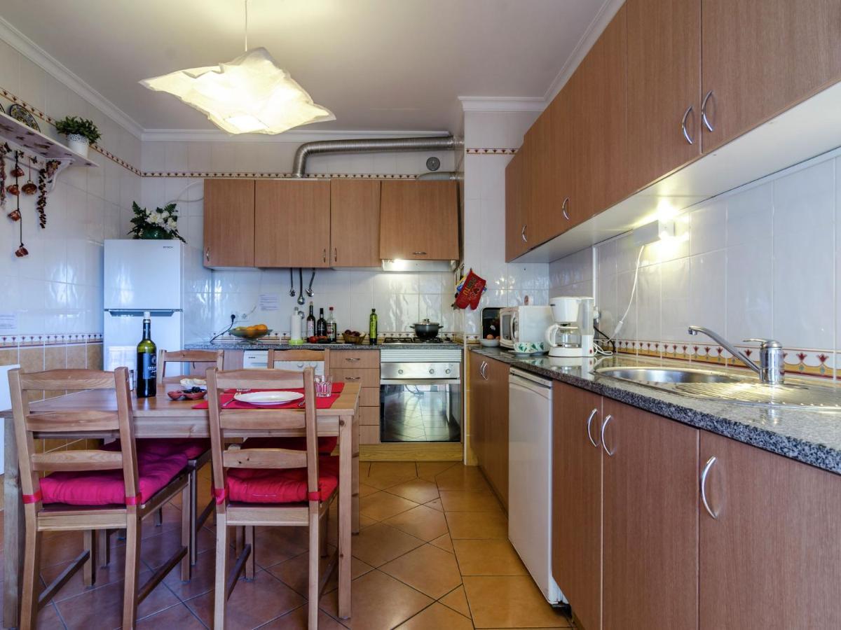 This Warm And Comfortable Apartment Lagos Quarto foto